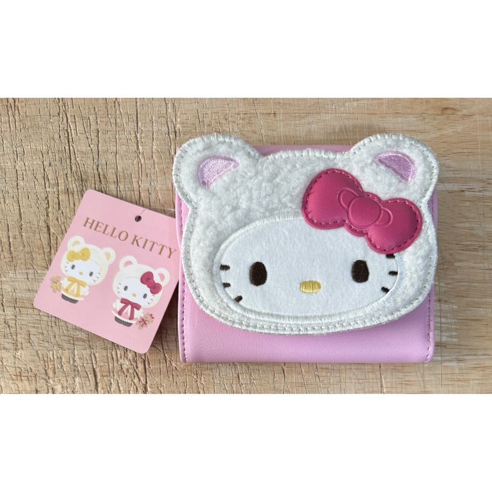 NEW Sanrio Hello Kitty Big Fuzzy Fur Face Folding Tri-fold snap Wallet